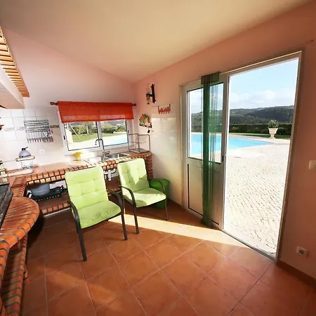 Affittacamere Casa De Ribeira & Surf Camp Ericeira