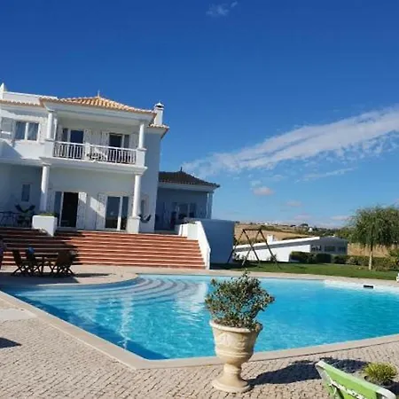 Casa De Ribeira & Surf Camp * Ericeira