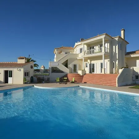 Casa De Ribeira & Surf Camp * Ericeira