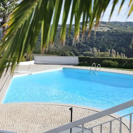 Casa De Ribeira & Surf Camp Ericeira