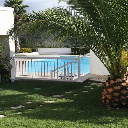 Gasthof Casa De Ribeira & Surf Camp *